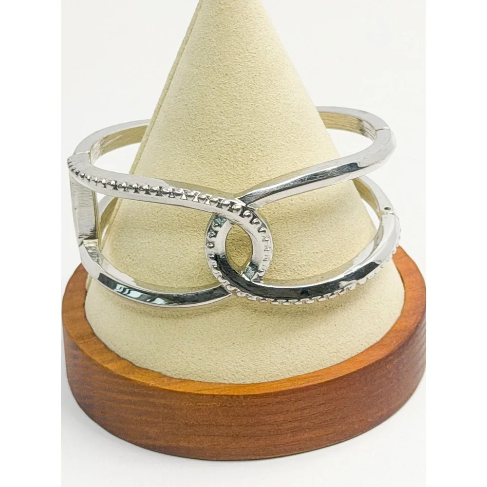 Silver Tone Interlocking Double Loop Hinged Bangle Bracelet Statement Glam Y2K